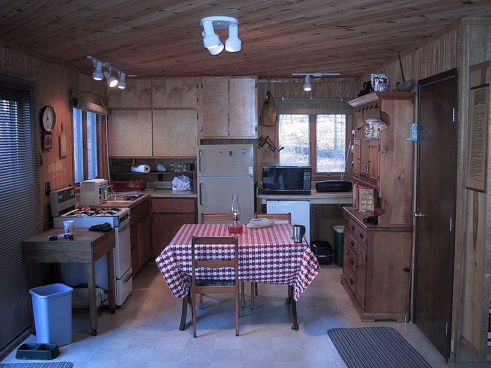 2nd image of 20777 Lake Shore Dr