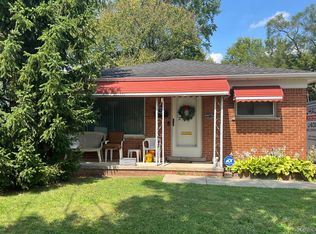 25564 Currier St, Dearborn Heights, MI 48125