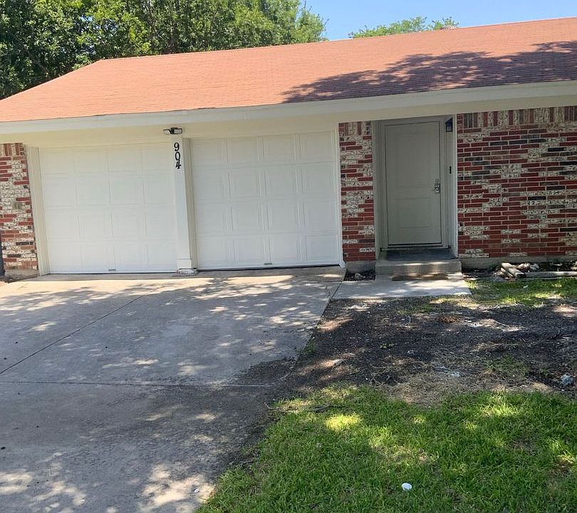 1st image of 904 Sublett Ave
