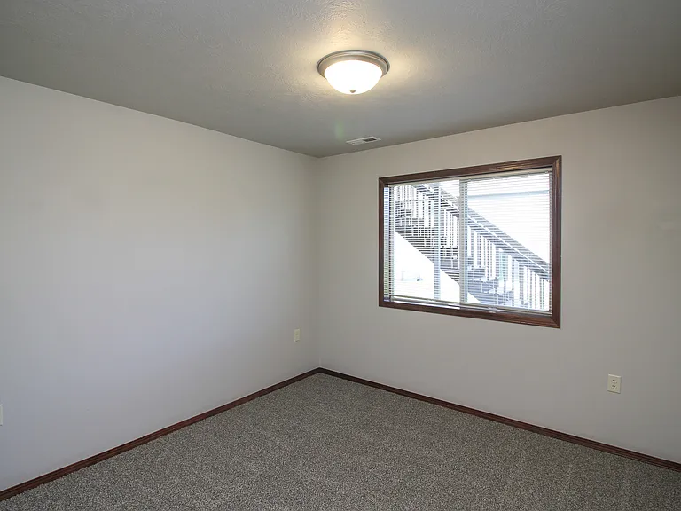 281 Vernon Dr #4 — Photo 14