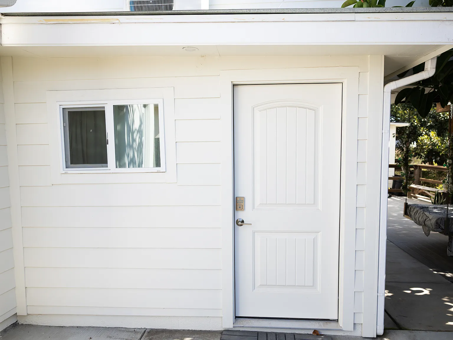 Studio, 500 sqft, $2,300 — Photo 4