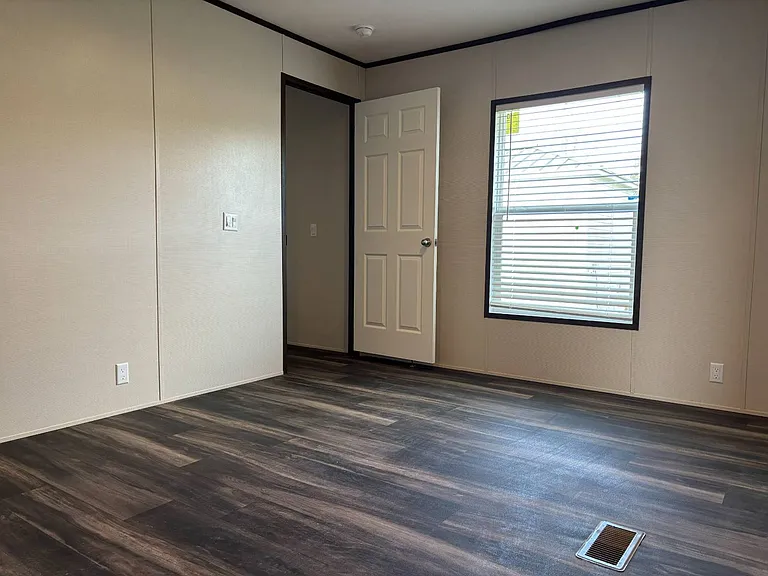 14142 Lorraine Rd #26 — Photo 16