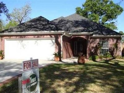 833 McArthur Dr, Port Neches, TX, 77651