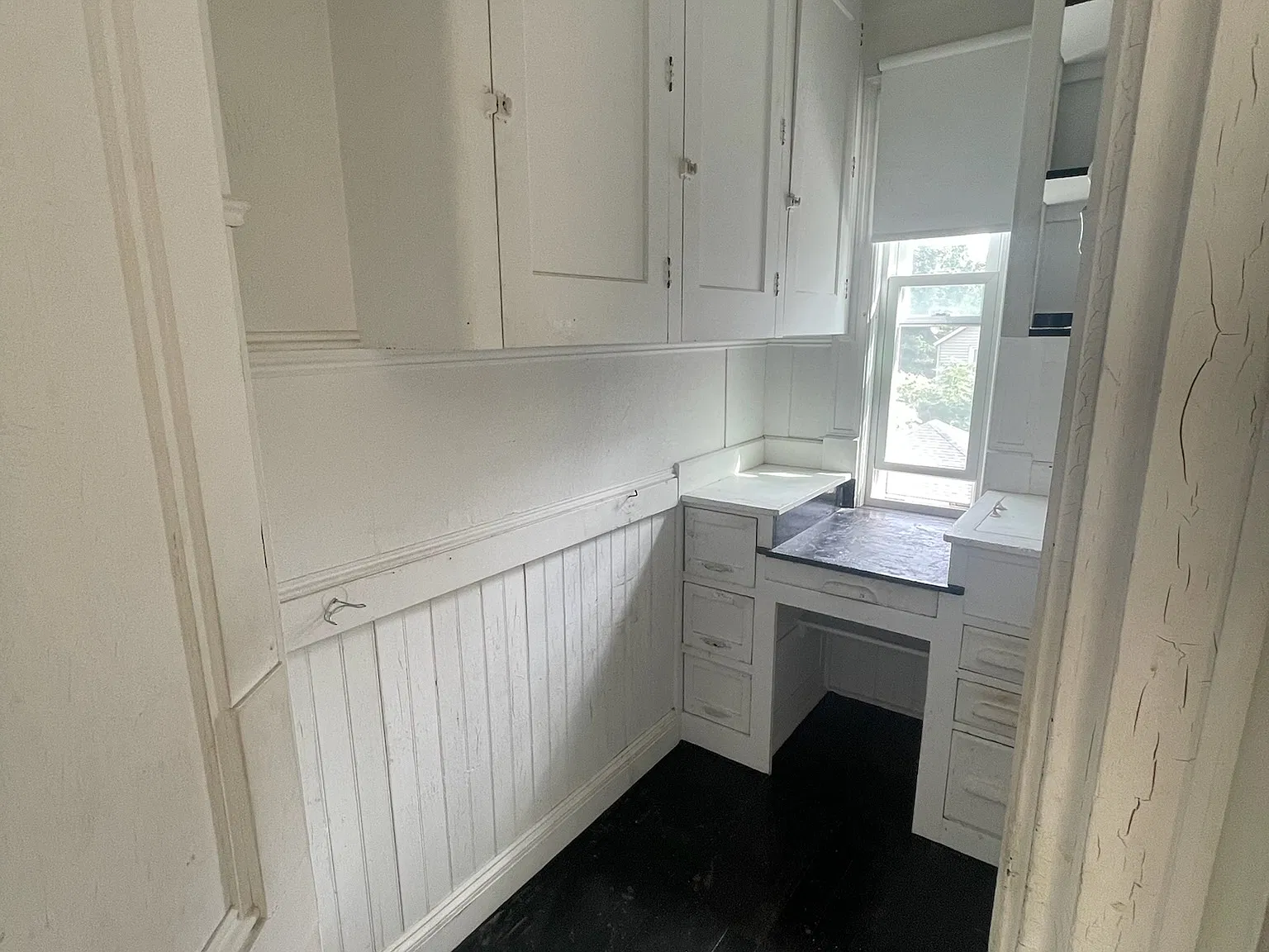 3 bed, 1150 sqft, $2,200 — Photo 4