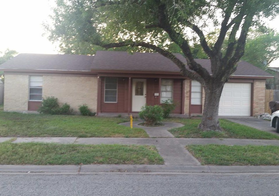 1st image of 319 S 23rd St