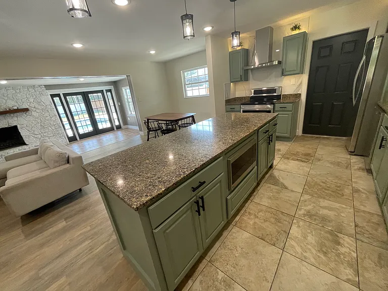 1410 Maury Rd — Photo 8