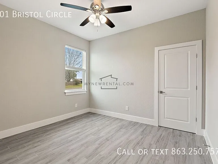 501 Bristol Cir — Photo 16