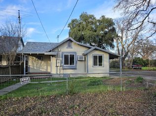 25192 N Center St, Los Molinos, CA 96055