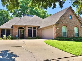 7836 Rogue River Trl, Fort Worth, TX 76137