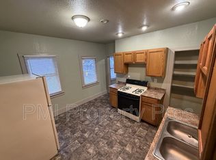 2481 W Locust St, Milwaukee, WI 53206