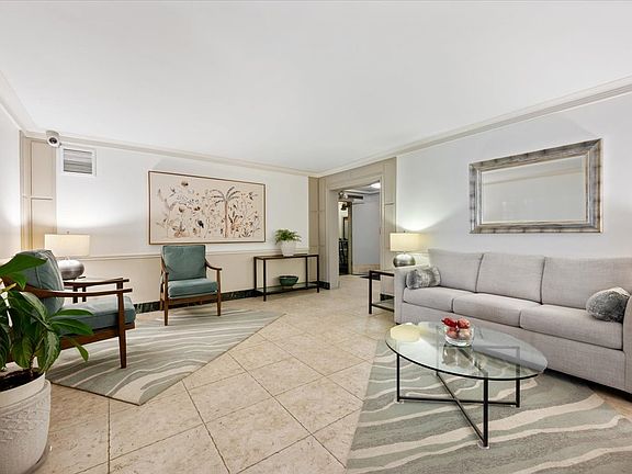 4th image of 1585 Ridge Ave APT 705