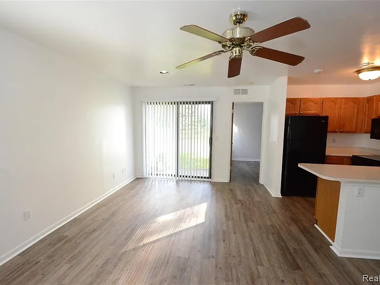 42803 Lilley Pointe Dr #139 — Photo 6