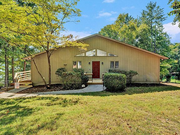 5th image of 3388 Lakewood Forest Rd