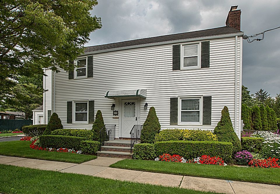 1st image of 63 Raymond St