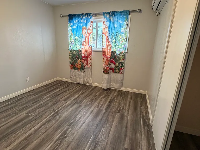 4954 Dafter Pl — Photo 26