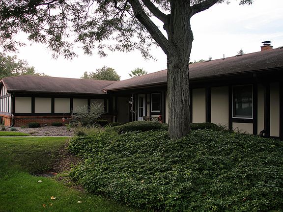 3rd image of 192 Bona Vista Dr NW #72