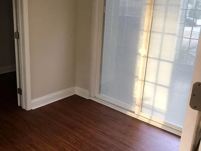 42 Shalimar Dr — Photo 15