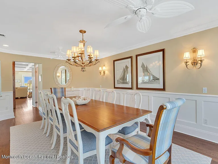 1101 S Ocean Ave — Photo 43