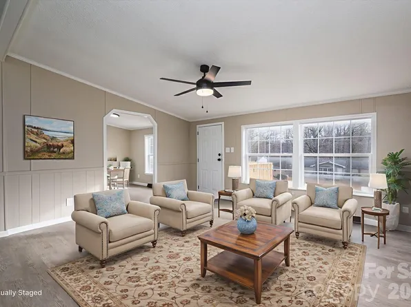 105 Lansdale Ave, Lincolnton, NC 28092