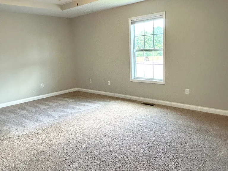 1357 Winnipeg Way — Photo 10
