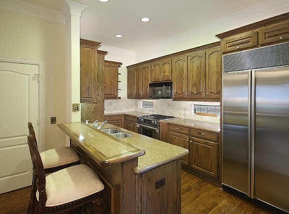 5th image of 3417 Lovers Ln Building 0
