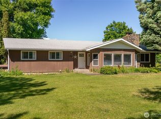 181 Robinson Canyon Rd, Omak, WA 98841