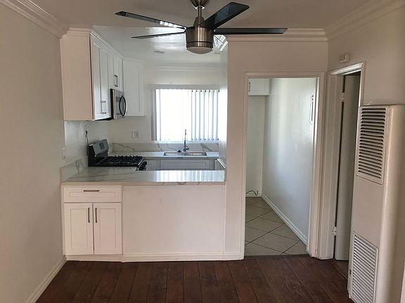 3rd image of 6335 Whitsett Ave #3