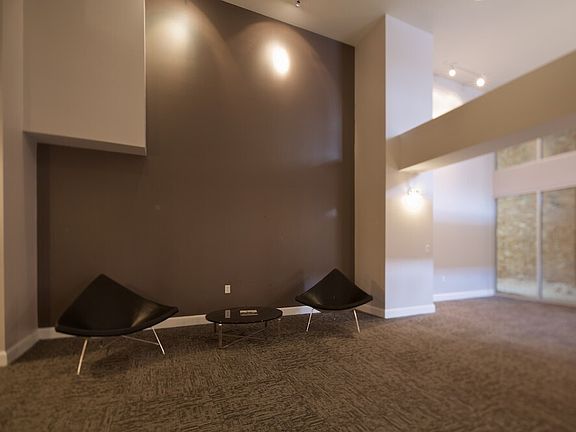 3rd image of 106 N High St #1-103-1