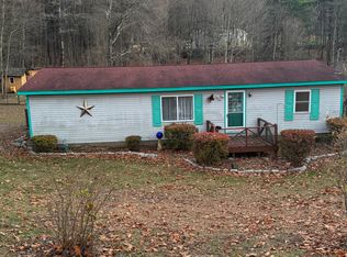 752 Getz Dawl Rd, Palmerton, PA 18071