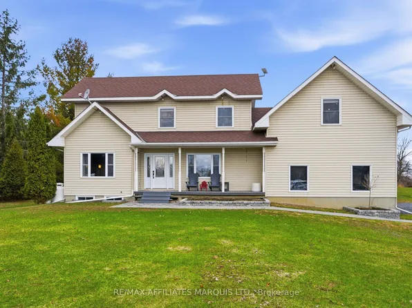 14229 County Road 2 Rd, South Stormont, ON K0C 1M0