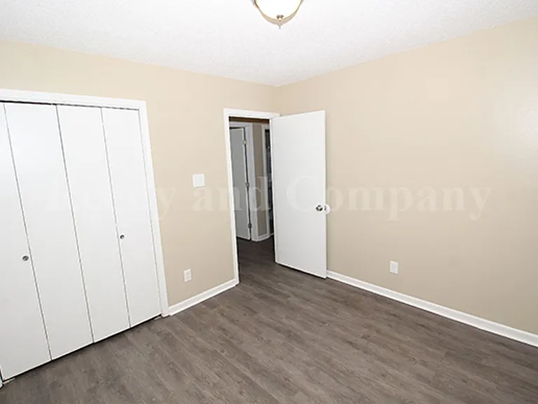 5901 Tishomingo Dr — Photo 13