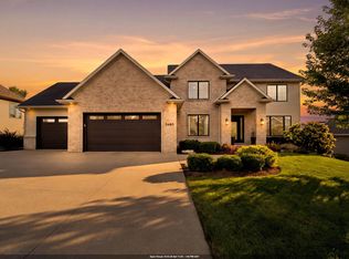 5465 N Haymeadow Ave, Appleton, WI 54913
