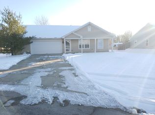 7189 Oakview Dr, Avon, IN 46123