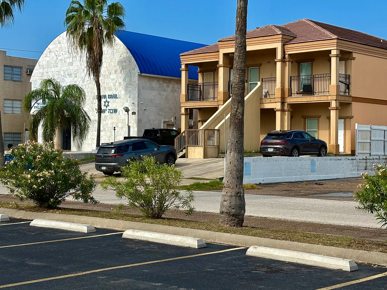 2 bed, 1098 sqft, $1,500 — Photo 2