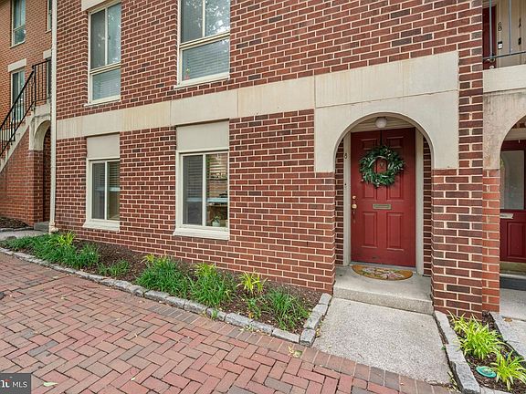 3rd image of 8 W Lee St #R69