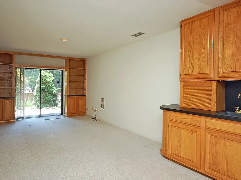 354 Paoli Woods Dr — Photo 8