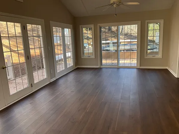 47 Kelly Ln, Oxford, AL 36203