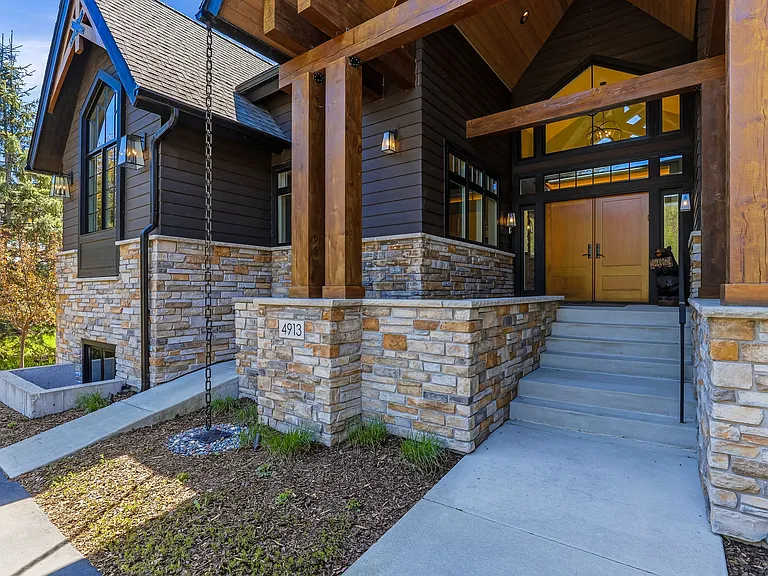 4913 Minneapolis Ave — Photo 10