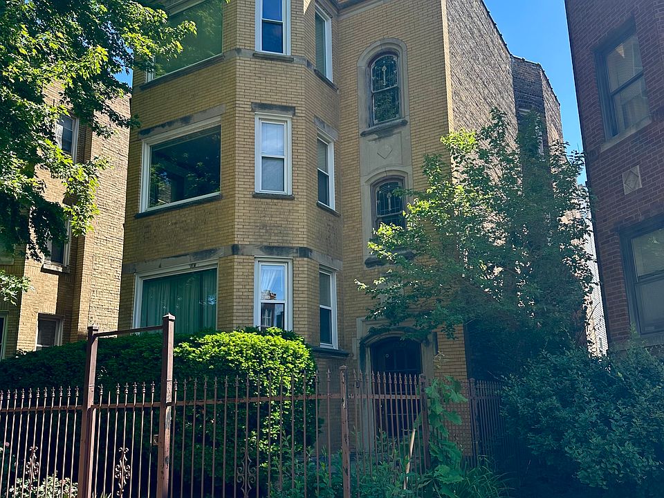 1st image of 6229 N Claremont Ave APT 2
