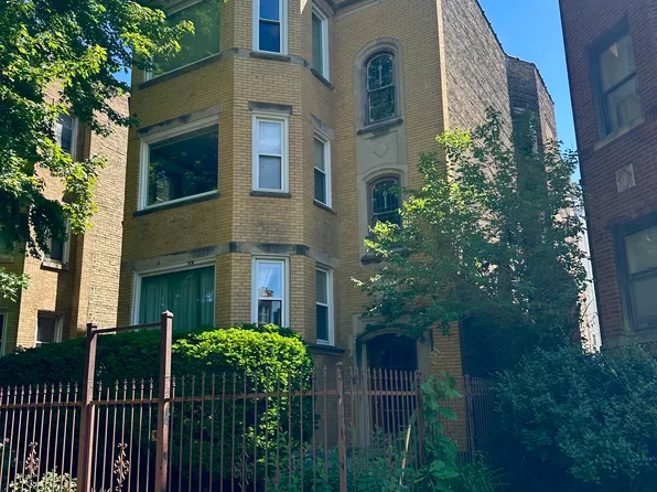 6229 N Claremont Ave APT 2, Chicago, IL 60659