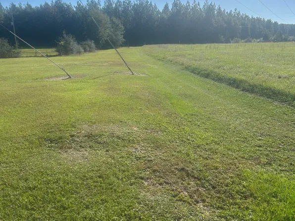 5951 Highway 97a, Mc David, FL 32568