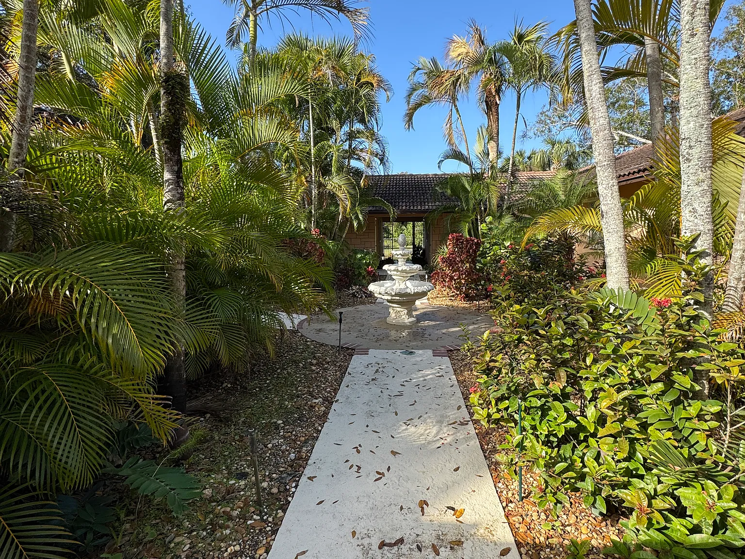 2 bed, 1450 sqft, $1,800 — Photo 1