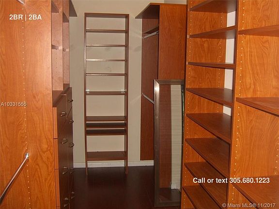 5th image of 3225 NE 184th St APT 10204