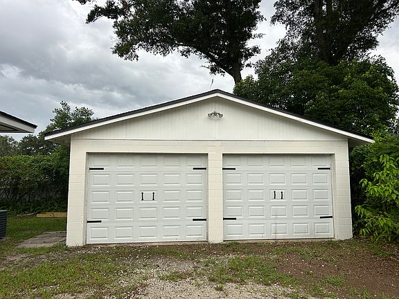 2nd image of 5622 Coppedge Ave