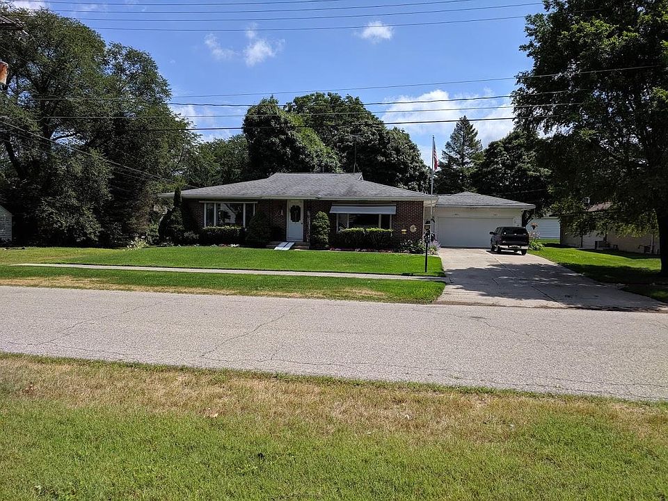1st image of 785 College Ave