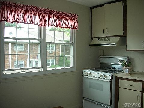 4th image of 4801 Wilshire Ln