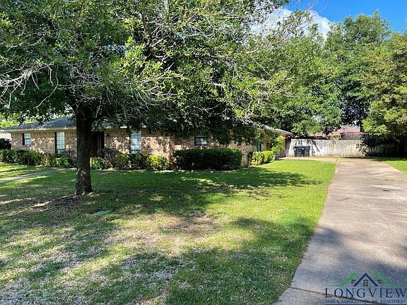 4th image of 1810 Northpark Cir