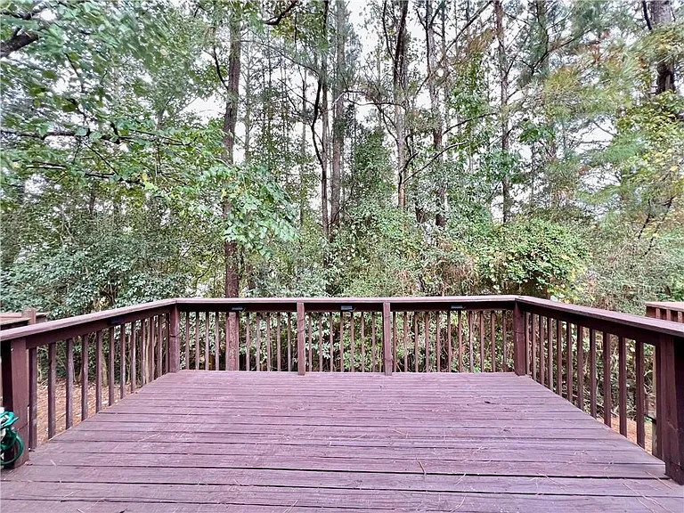 1502 Queen Anne Ct — Photo 7