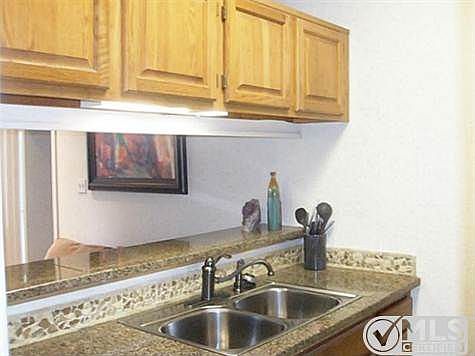 5th image of 6220 Bentwood Trl APT 1405