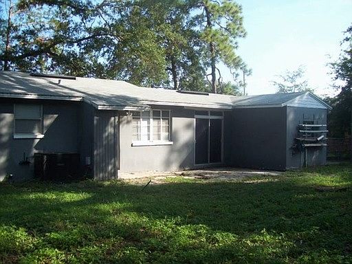 3rd image of 862 Kennard St